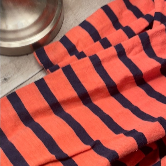 Old Navy 3/4 long sleeve shirt - Picture 5 of 5